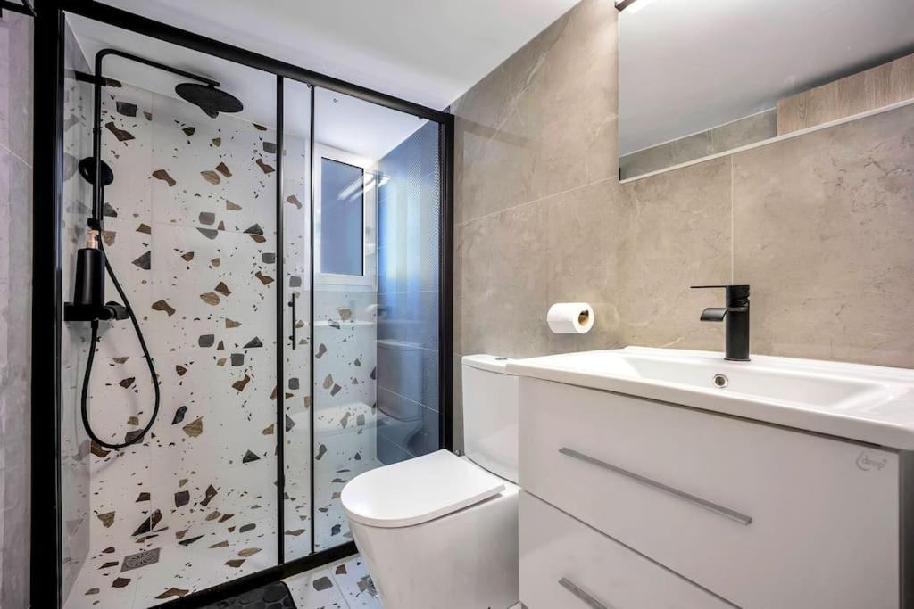 Artemis Modern Apartment เอเธนส์ ภายนอก รูปภาพ