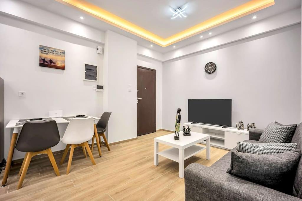 Artemis Modern Apartment เอเธนส์ ภายนอก รูปภาพ