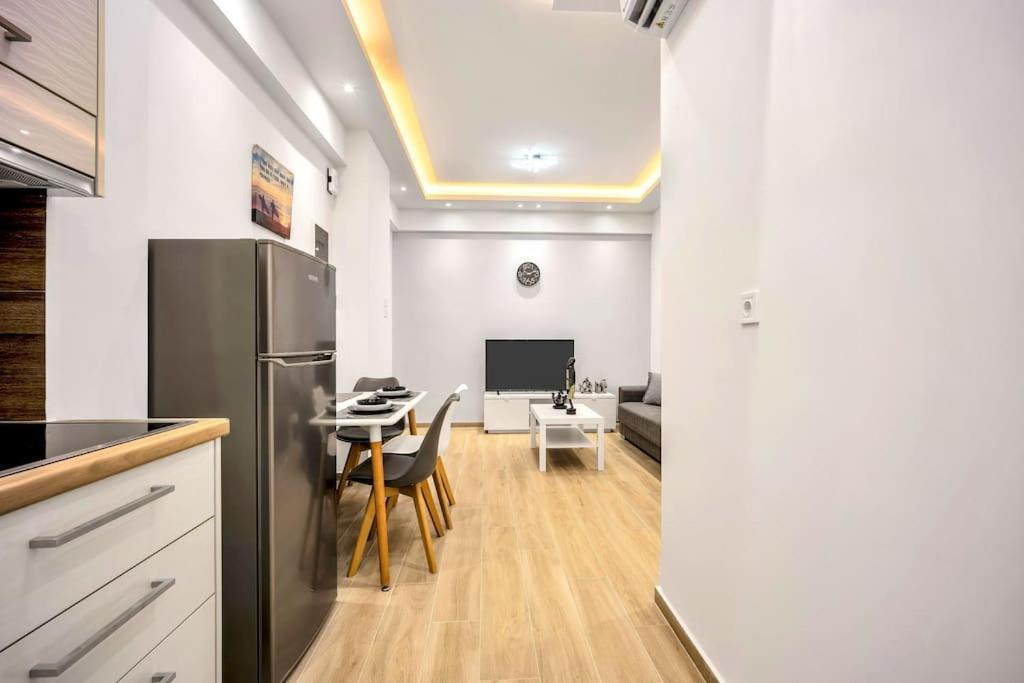 Artemis Modern Apartment เอเธนส์ ภายนอก รูปภาพ