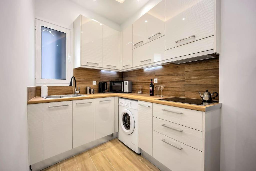 Artemis Modern Apartment เอเธนส์ ภายนอก รูปภาพ