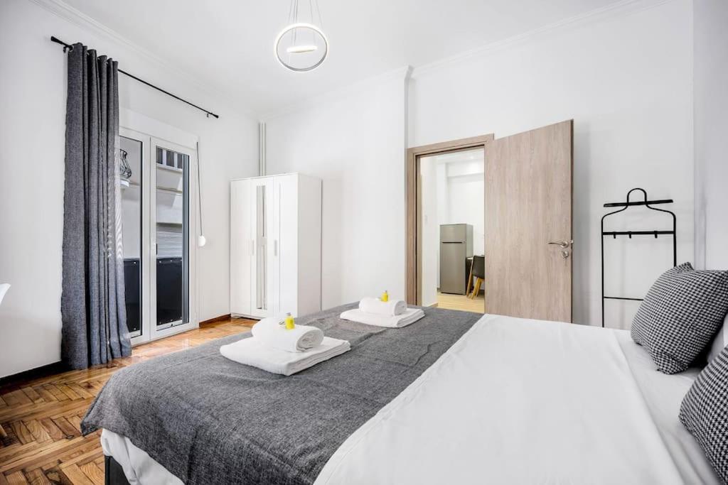 Artemis Modern Apartment เอเธนส์ ภายนอก รูปภาพ